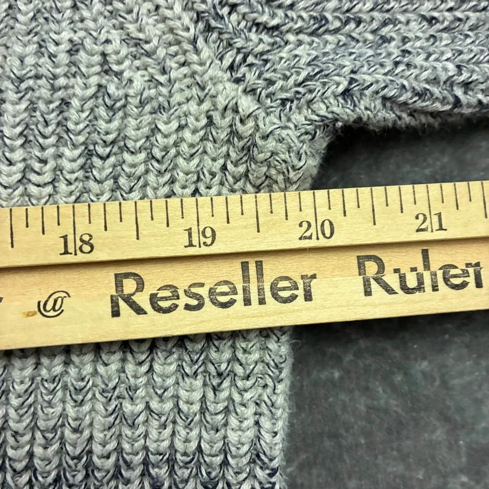 Banana Republic brand banana